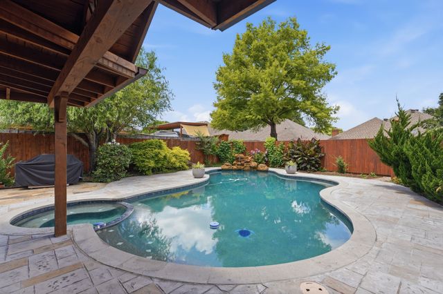 1509 Aylesbury Lane, Plano, TX 75075