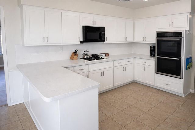 903 Houston St Street, Anna, TX 75409