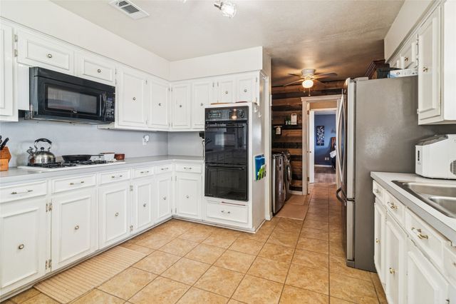 903 Houston St Street, Anna, TX 75409