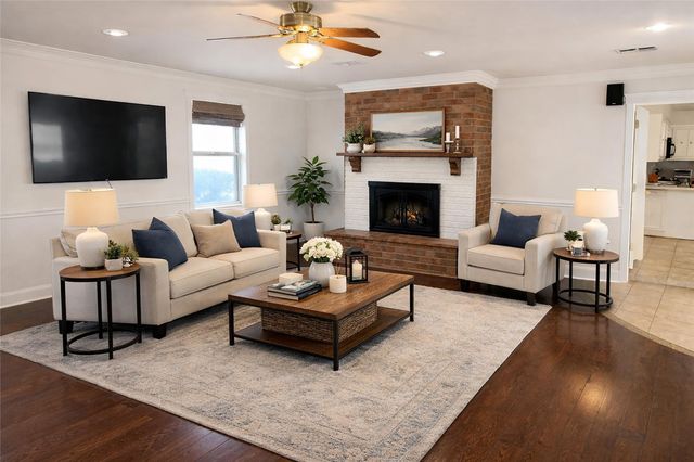 903 Houston St Street, Anna, TX 75409