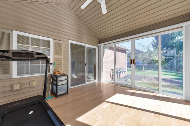 6813 Ridge Rock Drive, 14, New Albany, OH 43054