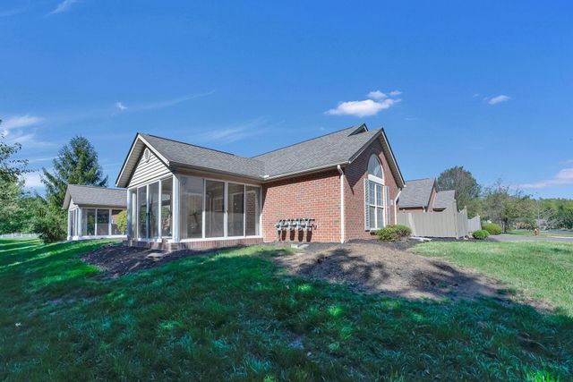 6813 Ridge Rock Drive, 14, New Albany, OH 43054