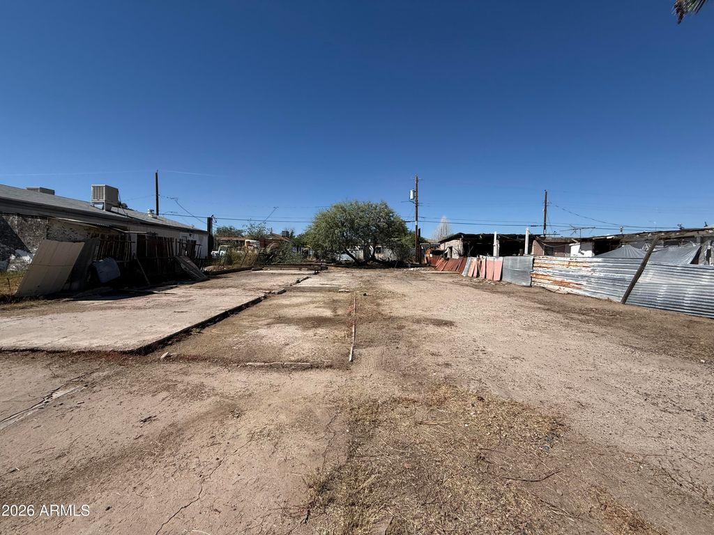 8218 S CALLE MOCTEZUMA -- 18, Guadalupe, AZ 85283 — exterior