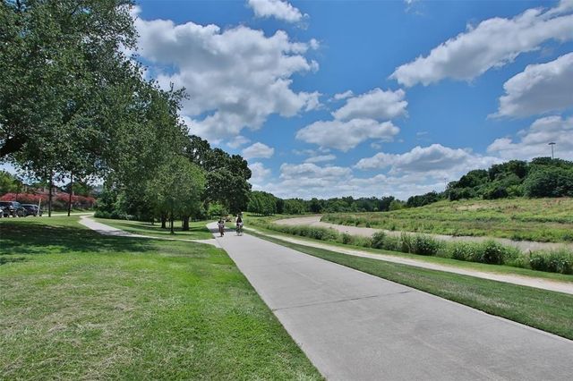 1880 White Oak Drive 159, Houston, TX 77009