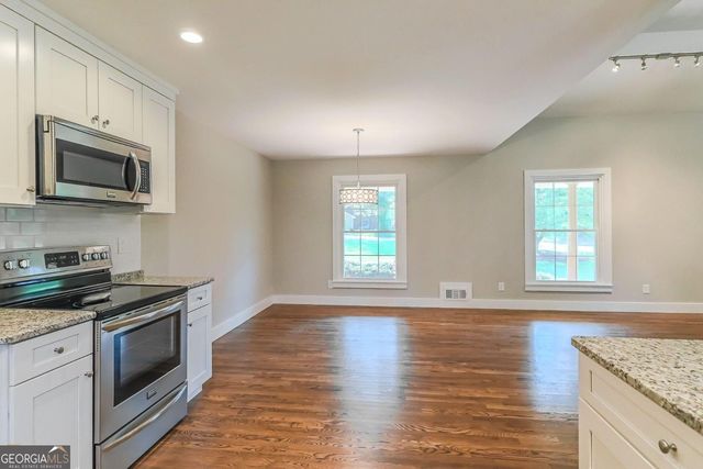99 Woodvalley Drive, Fayetteville, GA 30215