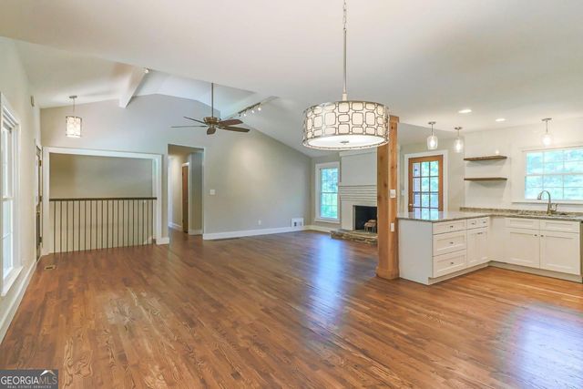 99 Woodvalley Drive, Fayetteville, GA 30215