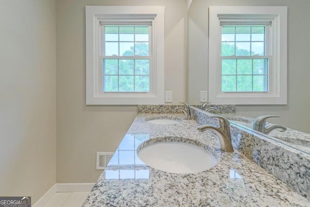 99 Woodvalley Drive, Fayetteville, GA 30215