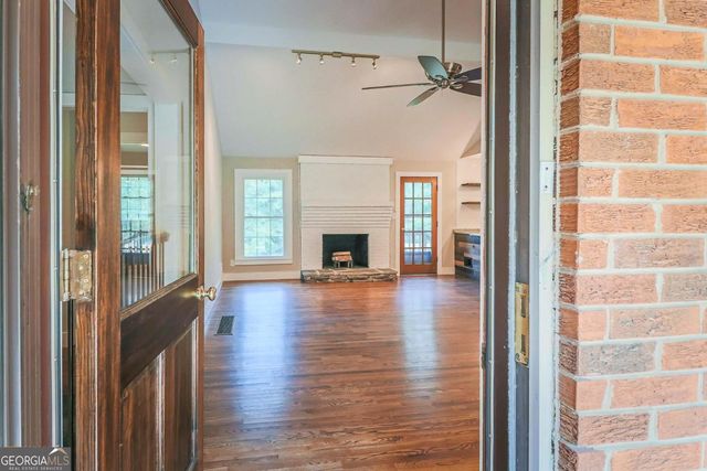 99 Woodvalley Drive, Fayetteville, GA 30215
