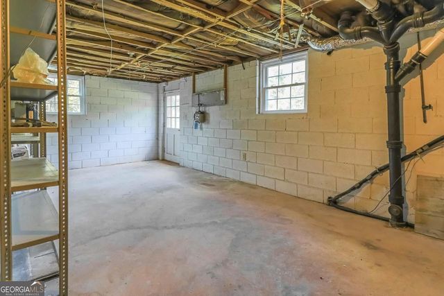 99 Woodvalley Drive, Fayetteville, GA 30215