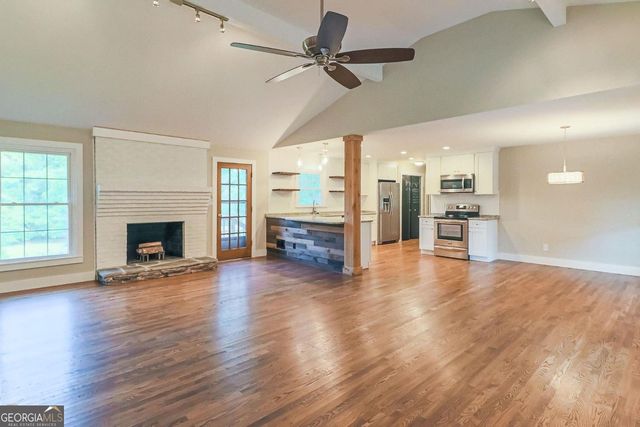 99 Woodvalley Drive, Fayetteville, GA 30215