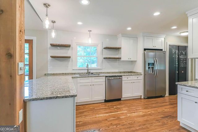99 Woodvalley Drive, Fayetteville, GA 30215
