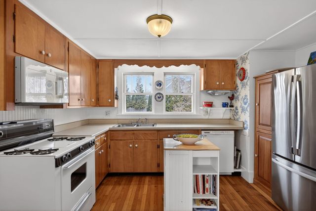 89 Rock Harbor Road, Orleans, MA 02653