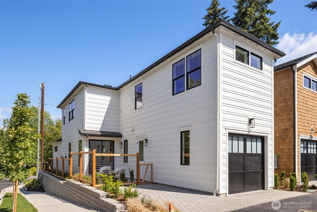 9331 126th Avenue NE, Kirkland, WA 98033