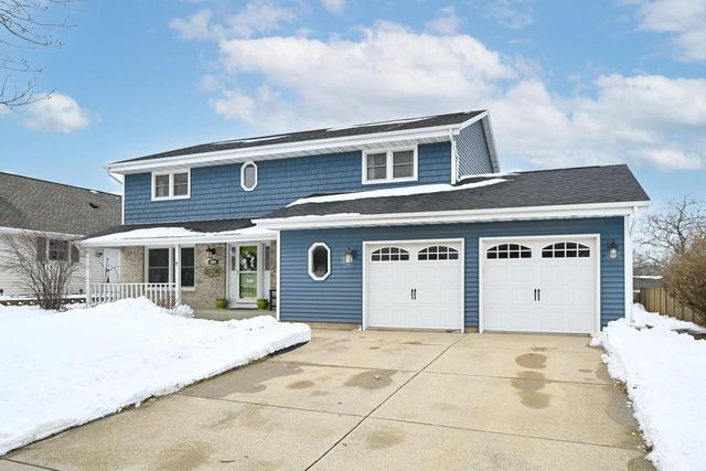 2664 E Henry AVENUE, Cudahy, WI 53110