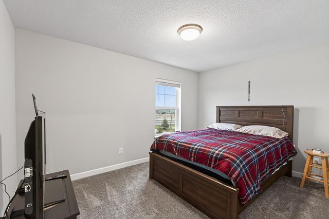 1935 Prospect Lane, Carver, MN 55315