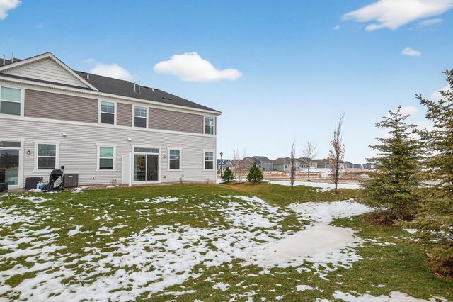 1935 Prospect Lane, Carver, MN 55315