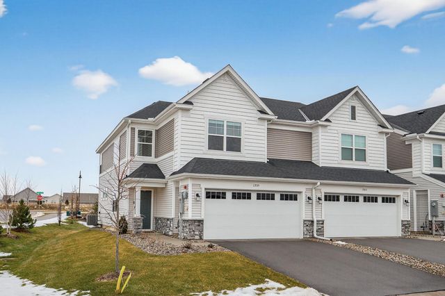 1935 Prospect Lane, Carver, MN 55315