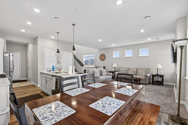 1935 Prospect Lane, Carver, MN 55315