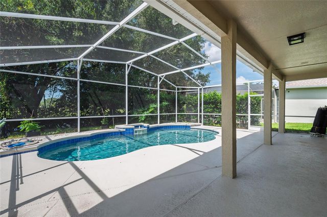 2424 STONE CROSS CIRCLE, Orlando, FL 32828