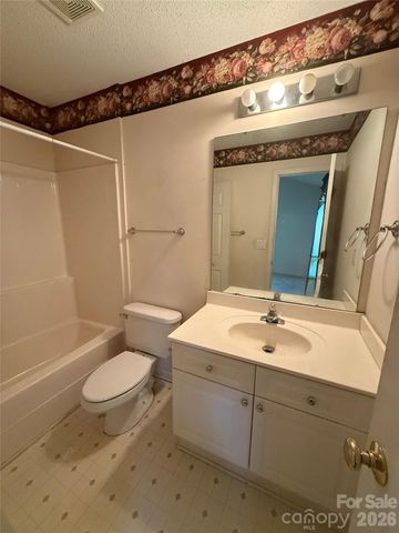 4210 Melrose Club Drive, Matthews, NC 28105