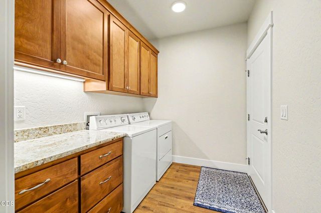430 Bridge Creek Drive, Central Point, OR 97502