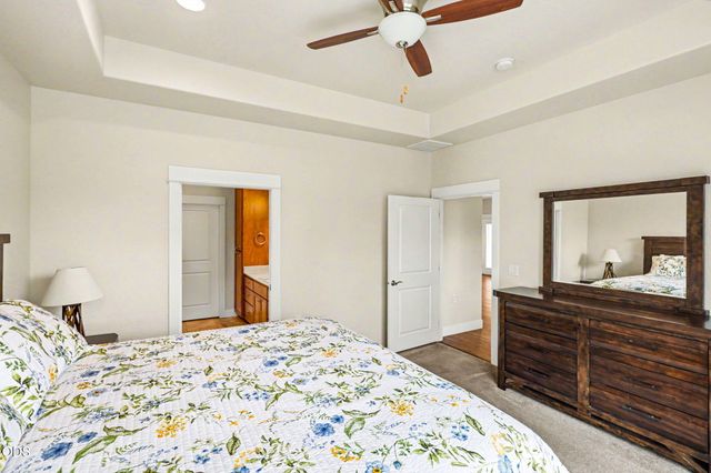430 Bridge Creek Drive, Central Point, OR 97502