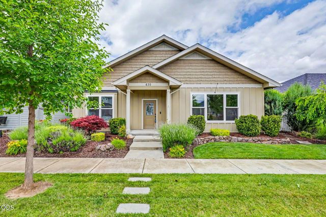 430 Bridge Creek Drive, Central Point, OR 97502
