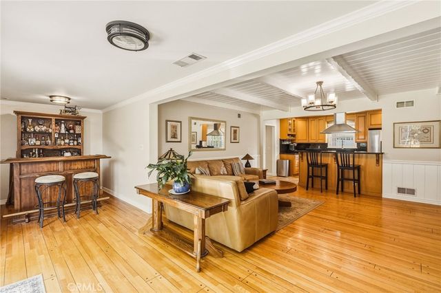 515 N Michillinda, Pasadena, CA 91107