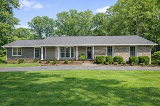 119 Cedar Hill Drive, Waverly, TN 37185