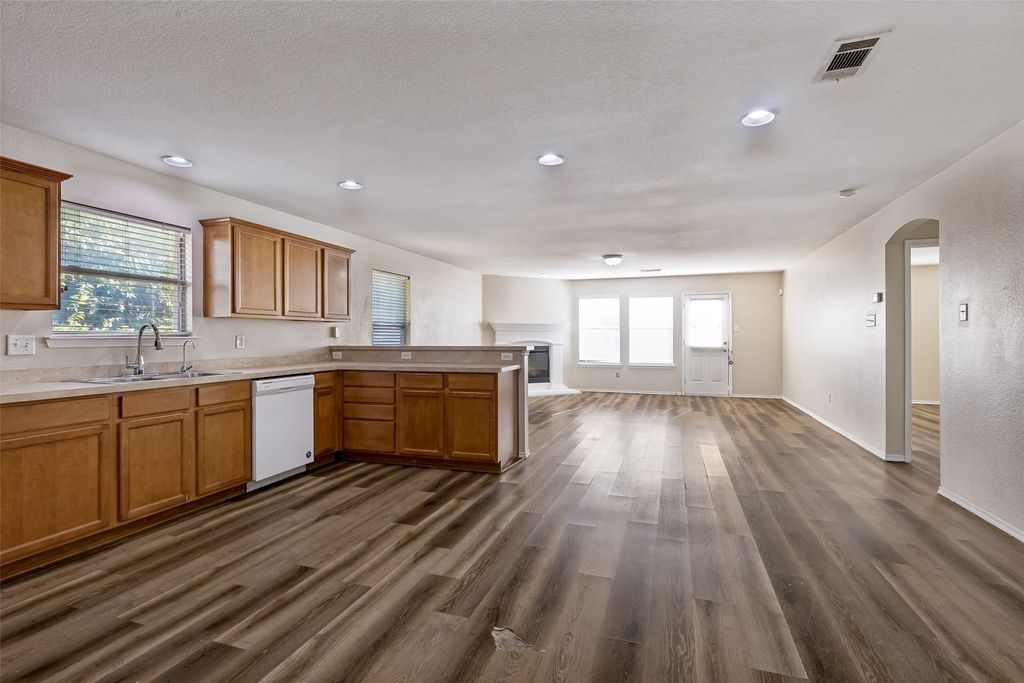 10417 Winding Passage Way, Fort Worth, TX 76131 — photo 5
