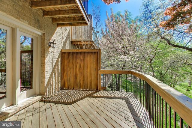 3810 N RICHMOND ST, Arlington, VA 22207