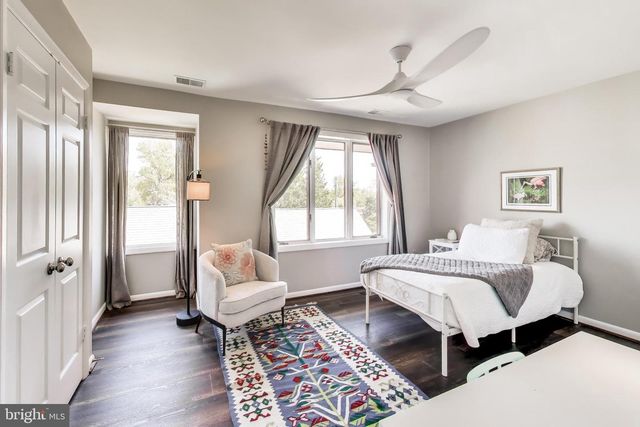 3810 N RICHMOND ST, Arlington, VA 22207
