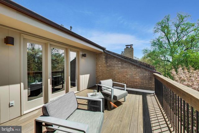 3810 N RICHMOND ST, Arlington, VA 22207
