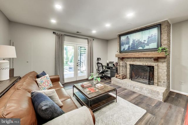 3810 N RICHMOND ST, Arlington, VA 22207