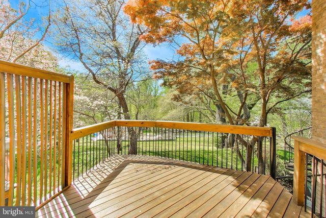 3810 N RICHMOND ST, Arlington, VA 22207