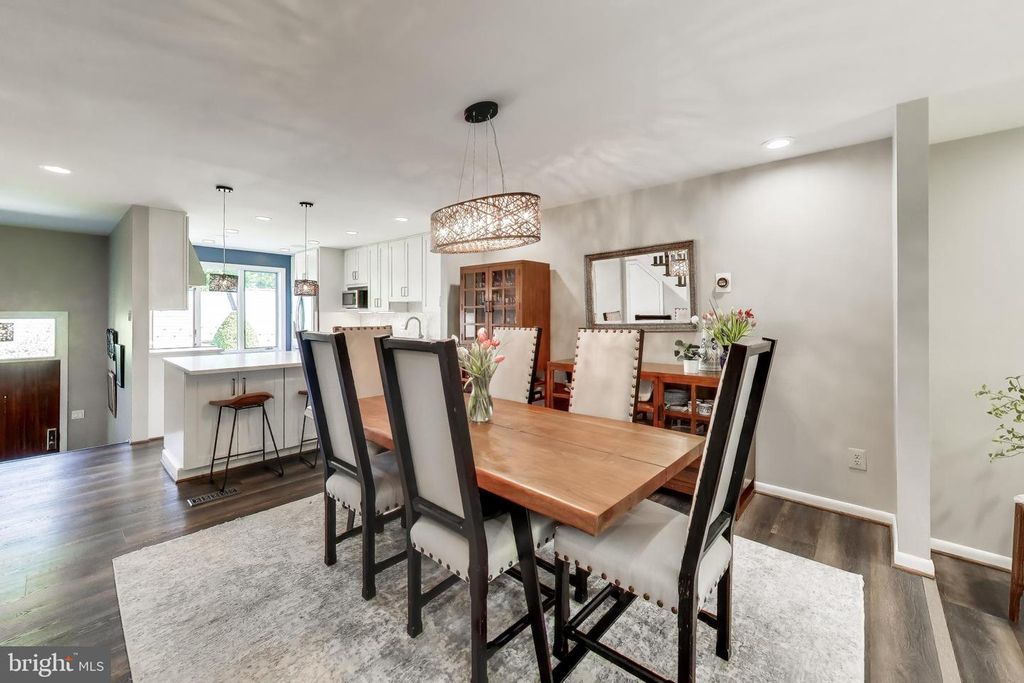 3810 N RICHMOND ST, Arlington, VA 22207