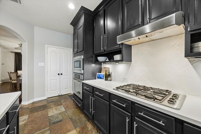 1407 Bentlake Lane, Pearland, TX 77581