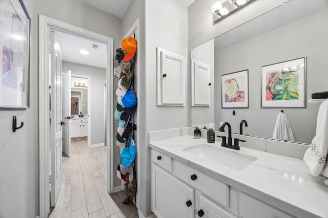 1407 Bentlake Lane, Pearland, TX 77581