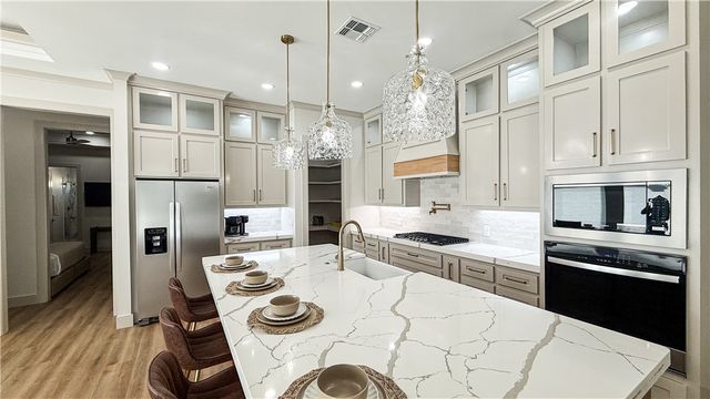 7621 Roman Dr, Corpus Christi, TX 78414