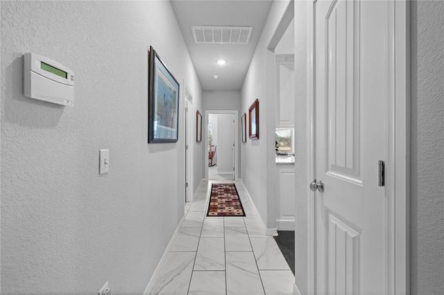 4664 W Oldham Drive, Fayetteville, AR 72704