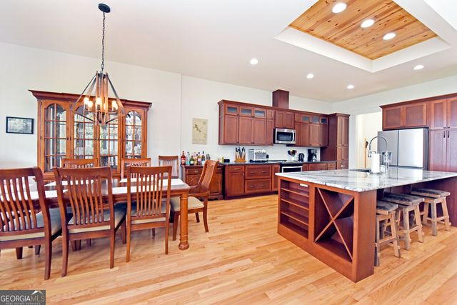 732 Ridge Pointe Way, Blairsville, GA 30512