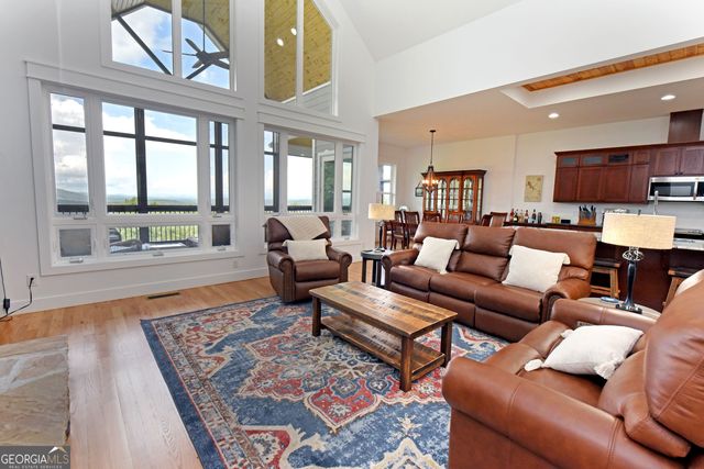 732 Ridge Pointe Way, Blairsville, GA 30512