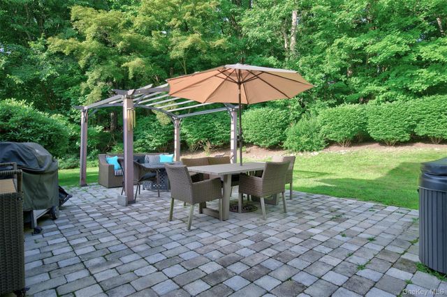 39 Park Drive, Ossining, NY 10562