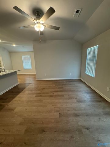 305 Spanish Moss Court, New Market, AL 35761