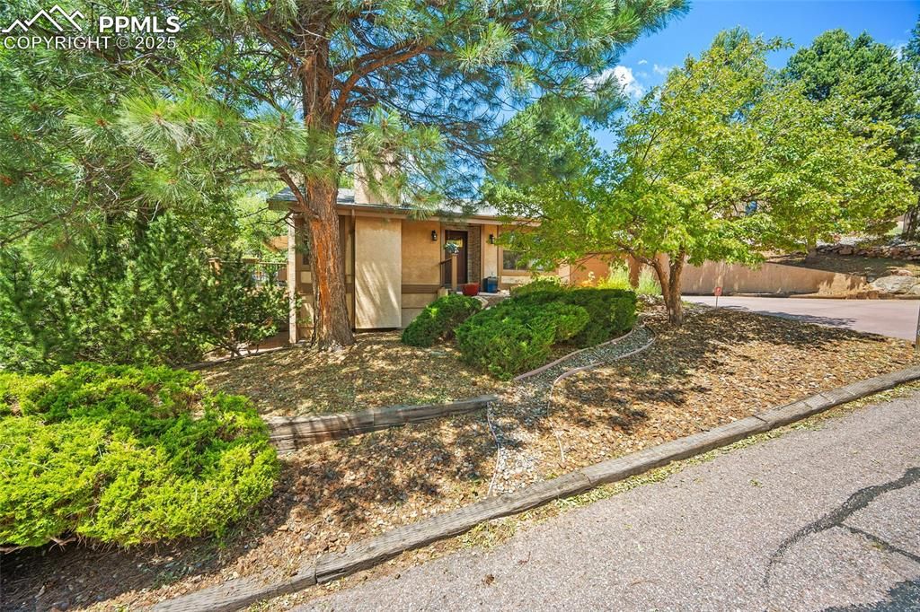 1140 Terrace Road, Colorado Springs, CO 80904
