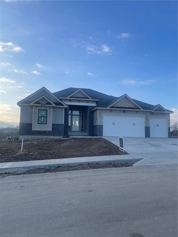 8734 N FARLEY Avenue, Kansas City, MO 64157