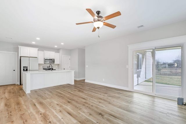 948 N Cloverleaf St., Goddard, KS 67052