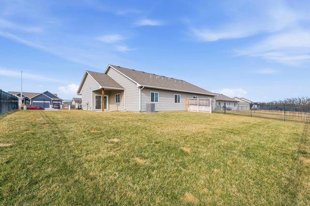 948 N Cloverleaf St., Goddard, KS 67052