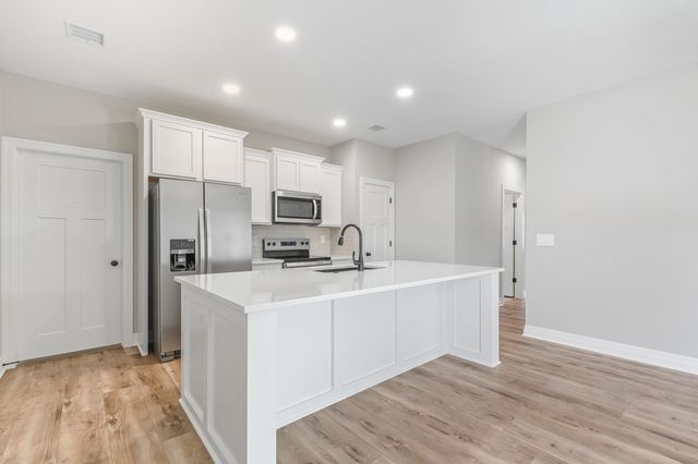 948 N Cloverleaf St., Goddard, KS 67052