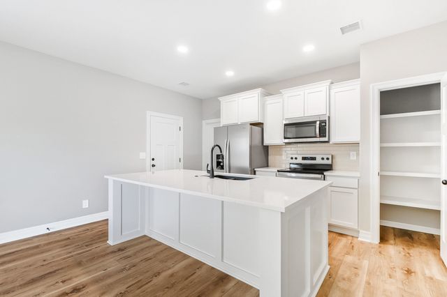 948 N Cloverleaf St., Goddard, KS 67052